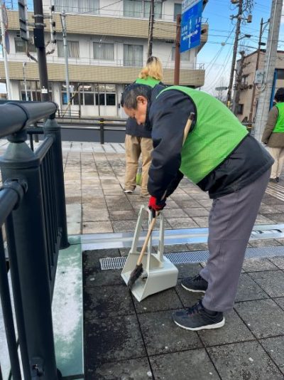 長良橋の清掃活動に参加しました! | 工房はばたき