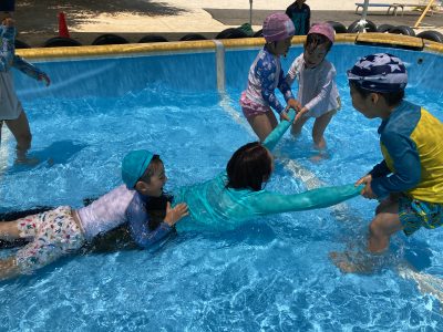 水遊び・プール遊び、真っ盛り！ | 長森北保育園